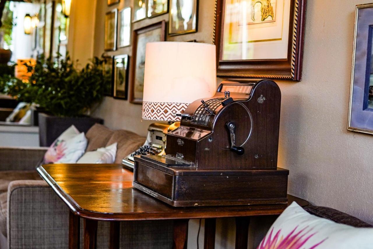 The Royal Hotel Hotel